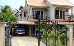 Beau seaside villa